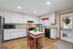 42 Lost Valley Dr, Dillard, GA 30537 - Photo 16