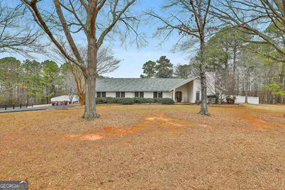 5116 Lower Fayetteville Rd, Sharpsburg, GA 30277 - Photo 12