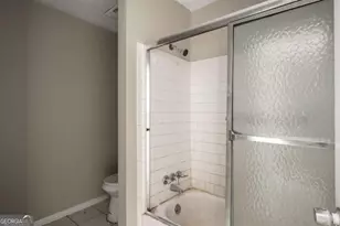 3254 Strawberry Ln, Decatur, GA 30034 - Photo 10