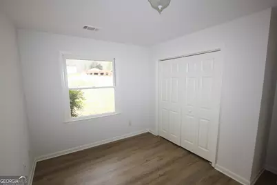 302 Strawberry Lane SE, Lindale, GA 30147 - Photo 8