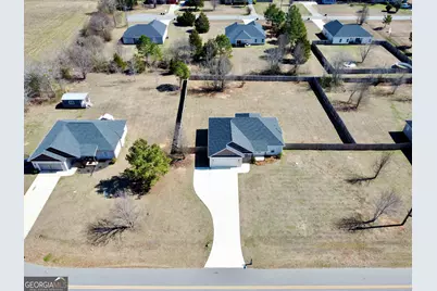 129 Amanda Drive, Byron, GA 31008 - Photo 14