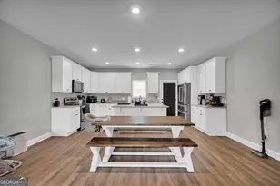 156 Neal Little Rd, Carnesville, GA 30521 - Photo 14