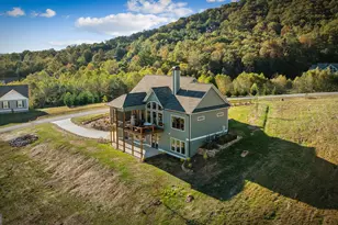 115 Bramshaw Ct, Young Harris, GA 30582 - Photo 4