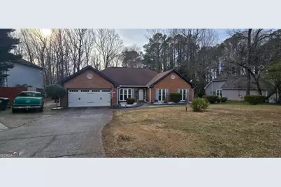 2127 Amherst Trail SE, Conyers, GA 30094 - Photo 2