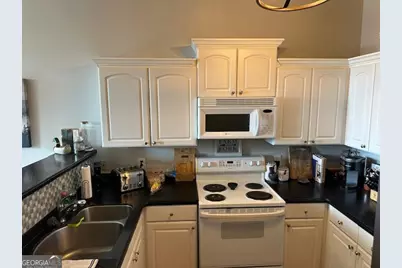 102 N Hill Street #APT 308, Griffin, GA 30223 - Photo 4