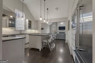 105 Honeysuckle Ln, Peachtree City, GA 30269 - Photo 6