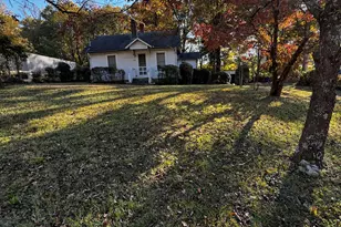 3812 Collier Dr NW, Atlanta, GA 30331 - Photo 2