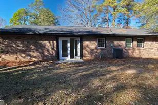 213 Stratford Dr, Warner Robins, GA 31088 - Photo 14