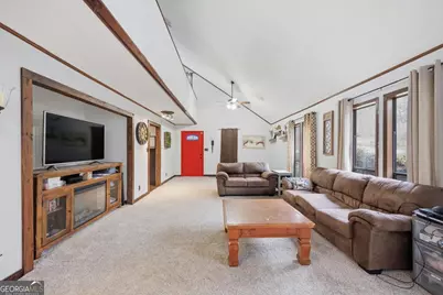 658 Tucker Road, Macon, GA 31210 - Photo 6