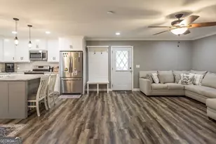 4697 Effie Sweat Ln, Waycross, GA 31503 - Photo 6