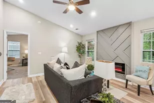 6035 Creekford Dr, Lithonia, GA 30058 - Photo 4