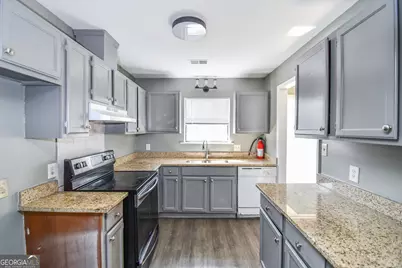 735 Oak Drive, Hapeville, GA 30354 - Photo 12