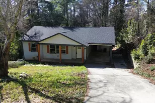1746 Hamilton Dr, Macon, GA 31211 - Photo 4