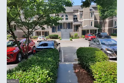 17 Brittany Way NE, Atlanta, GA 30324 - Photo 2