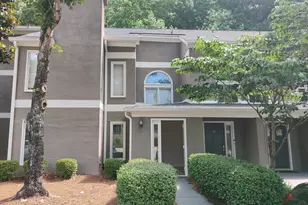 17 Brittany Way NE, Atlanta, GA 30324 - Photo 1