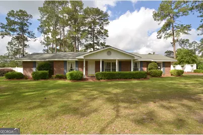 122 Delacy Street, Eastman, GA 31023 - Photo 2