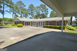 122 Delacy St, Eastman, GA 31023 - Photo 8