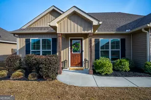 602 Charlestown Wy, Bonaire, GA 31005 - Photo 2