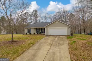 304 Seminole Cir, Statham, GA 30666 - Photo 2