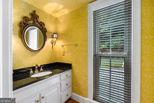 9035 River Run, Sandy Springs, GA 30350 - Photo 32