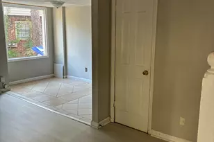 1421 Villa Pine Ct, Conyers, GA 30012 - Photo 2