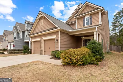 1053 Shadow Glen Drive, Fairburn, GA 30213 - Photo 2