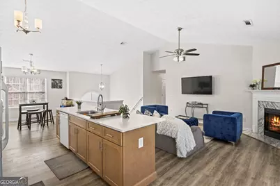 4330 Wesley Meadows Drive, Decatur, GA 30035 - Photo 6