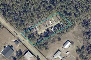 736 W Barnard St, Glennville, GA 30427 - Photo 1