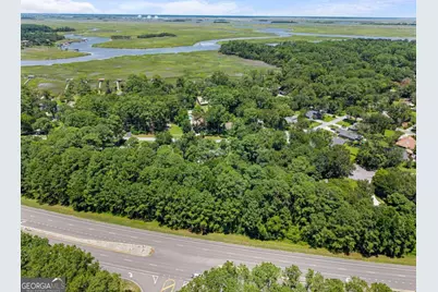 9 W Coquena Circle, Savannah, GA 31410 - Photo 40