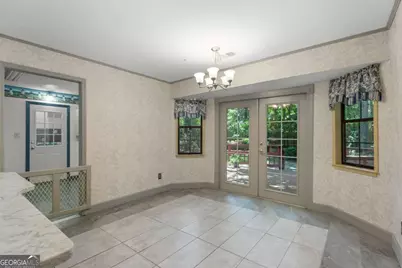 9 W Coquena Circle, Savannah, GA 31410 - Photo 10