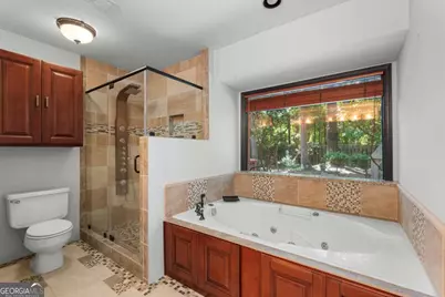 9 W Coquena Circle, Savannah, GA 31410 - Photo 16