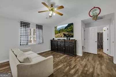 425 Freeman Drive, Maysville, GA 30558 - Photo 10