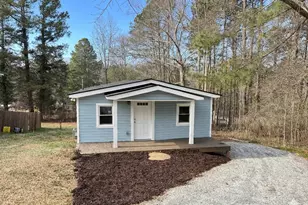 286 Pine Ave, Commerce, GA 30529 - Photo 1