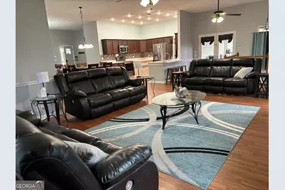 817 Brookside Drive, Winder, GA 30680 - Photo 2