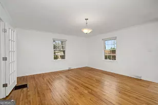 223 Standing Rock Rd, Senoia, GA 30276 - Photo 6