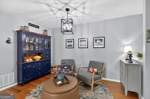 3019 Canyon Point Cir, Roswell, GA 30076 - Photo 6