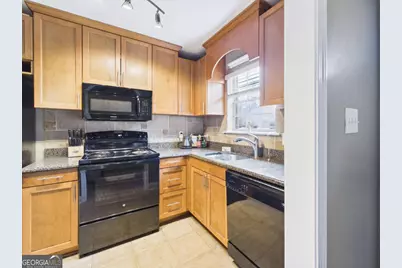 1055 Baxter Street #201, Athens, GA 30606 - Photo 4