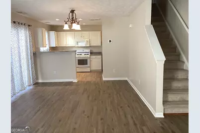 127 Swanee Lane, Woodstock, GA 30188 - Photo 6