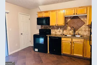 140 Summerwood Drive #140, Fairburn, GA 30213 - Photo 10