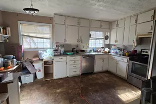 3295 Regalwoods Dr, Atlanta, GA 30340 - Photo 4