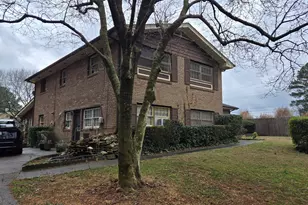 3295 Regalwoods Dr, Atlanta, GA 30340 - Photo 2