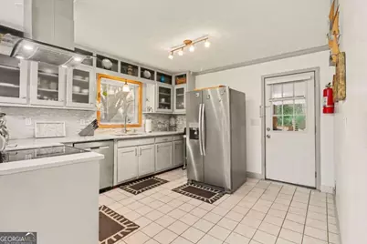 3759 Waldrop Road, Decatur, GA 30034 - Photo 10