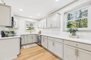 581 Rogers Dr, Macon, GA 31204 - Photo 10