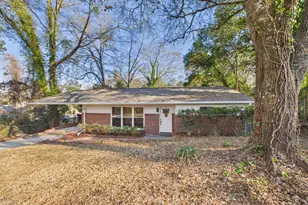 581 Rogers Dr, Macon, GA 31204 - Photo 1