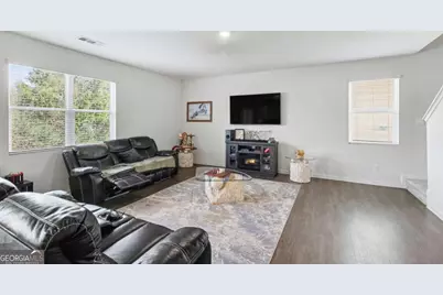 367 Hughes Lane, Pendergrass, GA 30567 - Photo 8