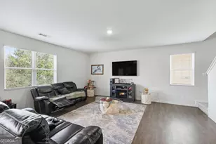 367 Hughes LN, Pendergrass, GA 30567 - Photo 8