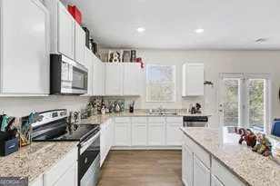 367 Hughes LN, Pendergrass, GA 30567 - Photo 10