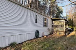 24 Lost Bridge Rd, Lakemont, GA 30552 - Photo 4