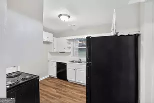 2751 Glenvalley Dr, Decatur, GA 30032 - Photo 18