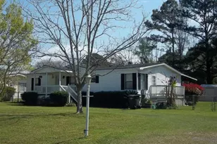 136 Burton Rd, Savannah, GA 31405 - Photo 1